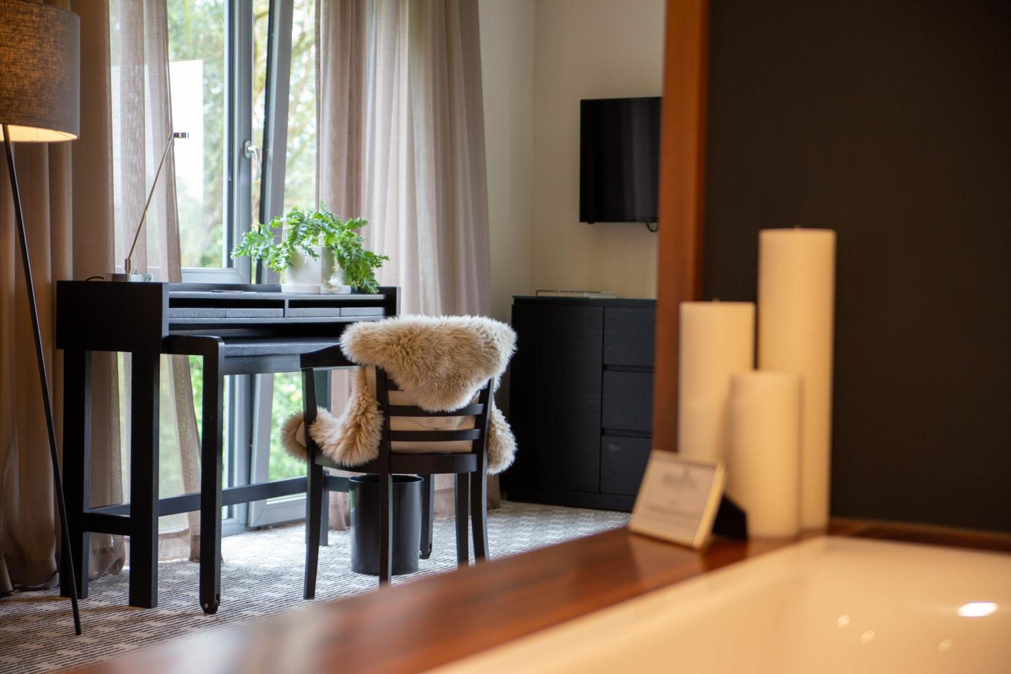 Seehotel Ketsch Schwetzingen Ngoại thất bức ảnh