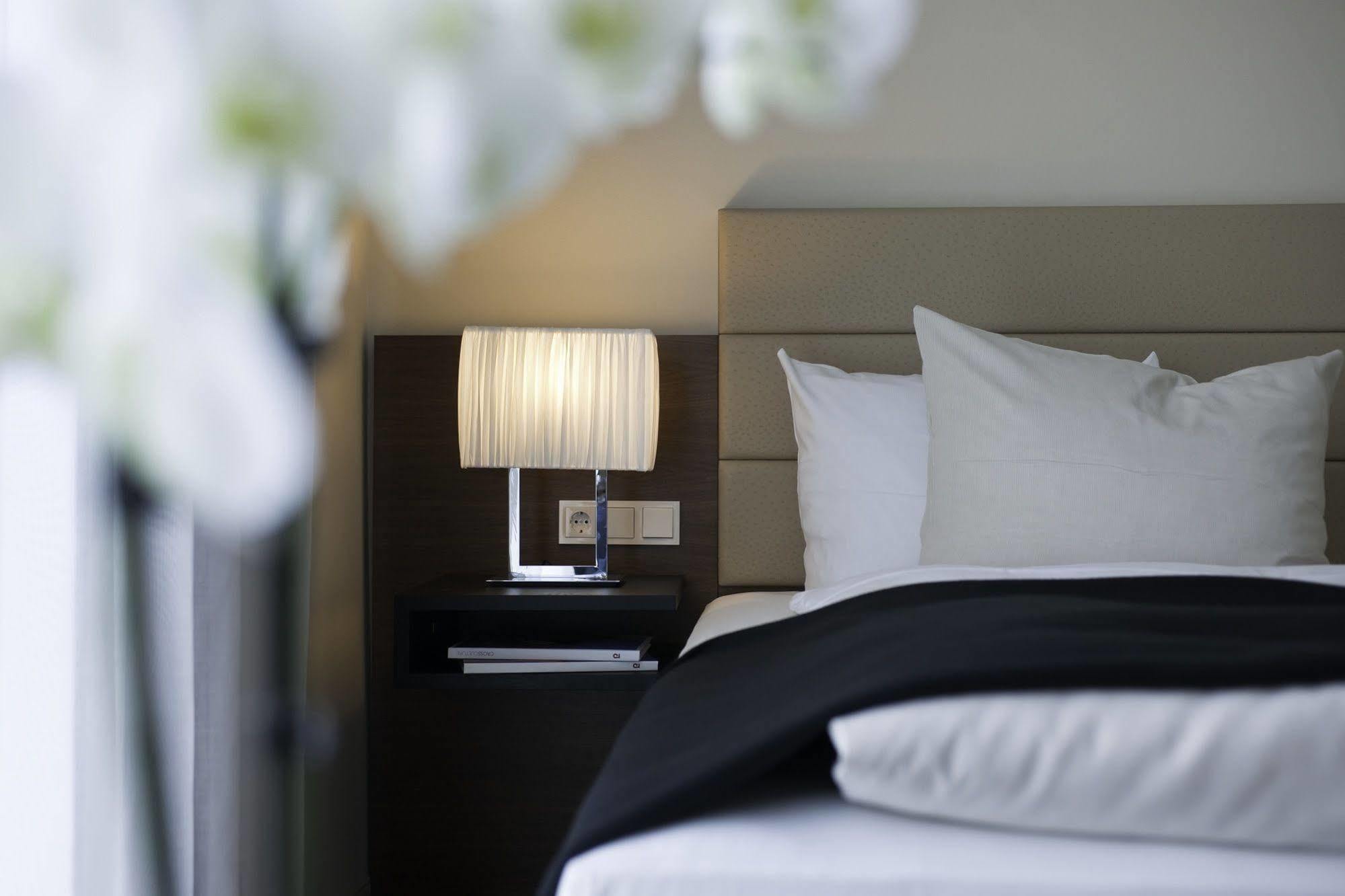 Seehotel Ketsch Schwetzingen Ngoại thất bức ảnh